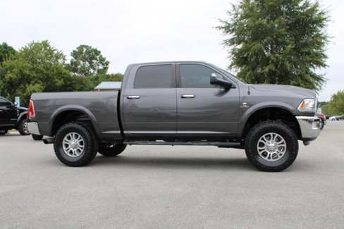 Used 2014 RAM 2500 Laramie w/ Convenience Group image 4