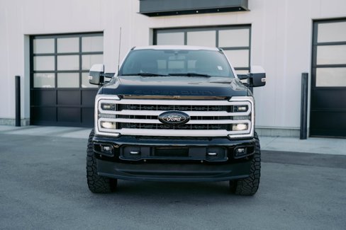 Used 2024 Ford F350 Platinum image 2