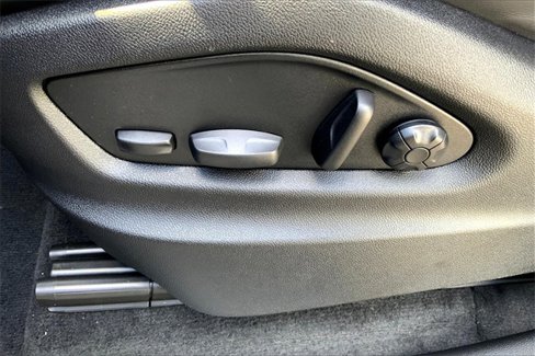 New 2026 Porsche Cayenne GTS image 31