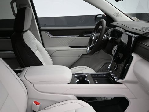New 2026 GMC Acadia Denali image 10