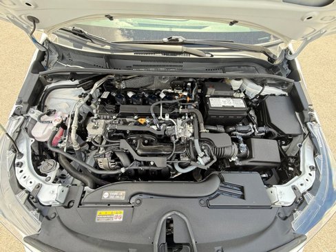 Used 2024 Toyota Corolla LE image 12