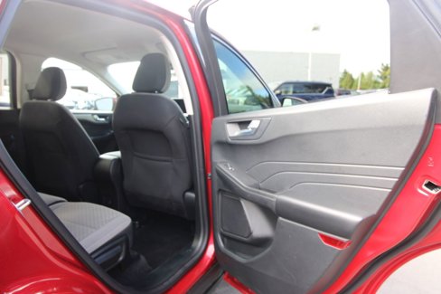 Used 2021 Ford Escape SE image 22