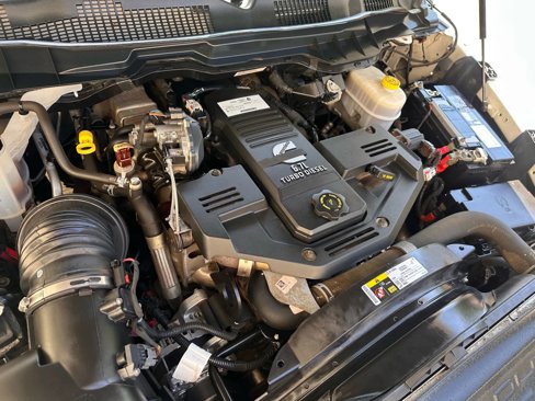 Used 2018 RAM 2500 Tradesman w/ Chrome Appearance Group image 20