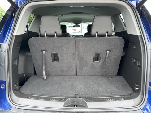 Certified 2023 GMC Acadia SLT w/ Elevation Edition image 9