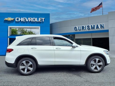 Used 2022 Mercedes-Benz GLC 300 4MATIC image 2