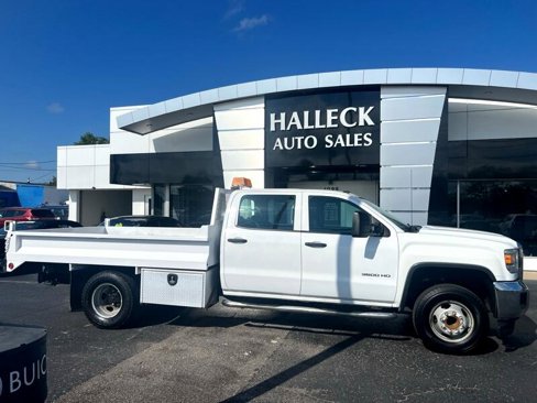 Used 2015 GMC Sierra 3500 2WD Crew Cab image 1