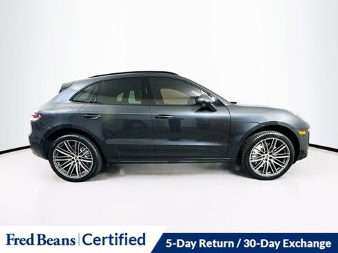 Used 2020 Porsche Macan Turbo image 9