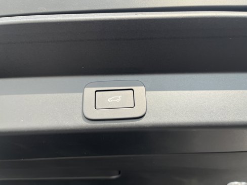 New 2025 Land Rover Range Rover Sport Dynamic SE image 34