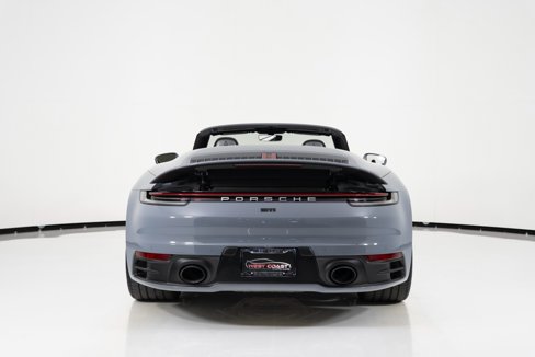 Used 2024 Porsche 911 Carrera image 4