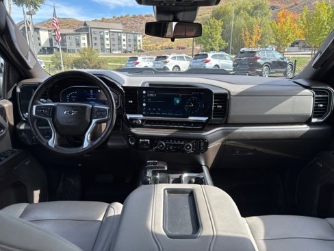 Used 2022 Chevrolet Silverado 1500 LT Trail Boss w/ LT Trail Boss Premium Package image 35