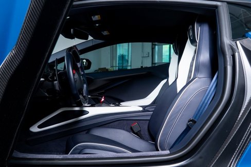 Used 2024 Lamborghini Revuelto image 38