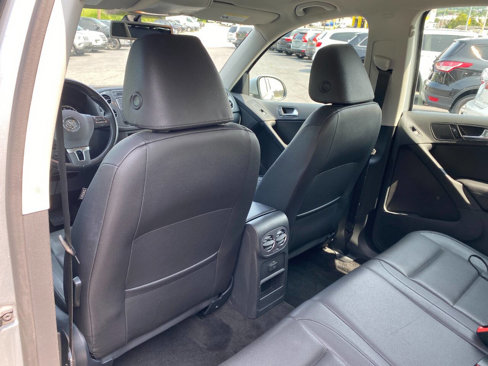 Used 2017 Volkswagen Tiguan S image 21