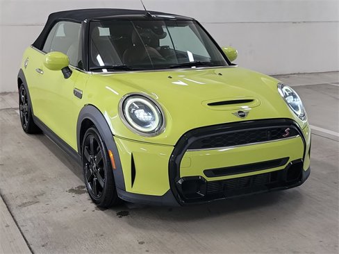 Certified 2023 MINI Cooper S w/ Signature Upholstery Package image 2