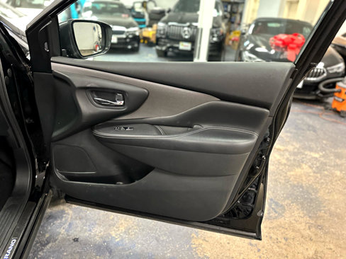 Used 2023 Nissan Murano SV image 29