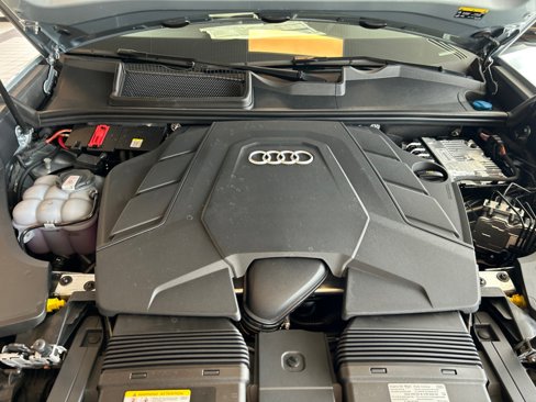 New 2025 Audi Q8 Premium Plus image 16