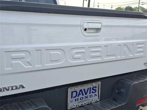 Used 2025 Honda Ridgeline RTL+ image 32