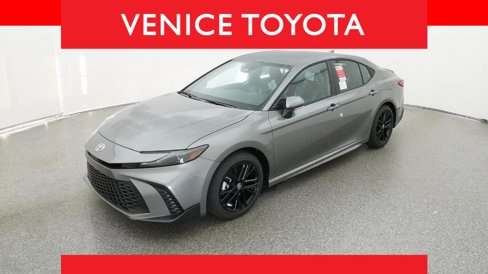 New 2026 Toyota Camry SE image 1