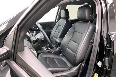 Used 2023 GMC Terrain SLT image 15