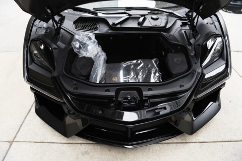 Used 2024 Lamborghini Revuelto image 32
