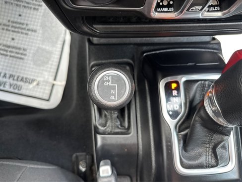 Used 2018 Jeep Wrangler Unlimited Sport S image 39