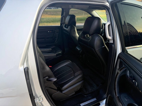 Used 2016 GMC Acadia Denali image 19