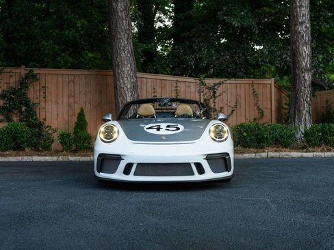 Used 2019 Porsche 911 Speedster image 2