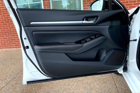 Certified 2024 Nissan Altima 2.5 SR w/ SR Premium Package image 25