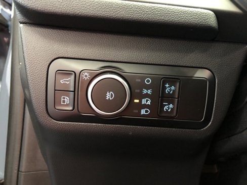 New 2025 Ford Escape SE image 24