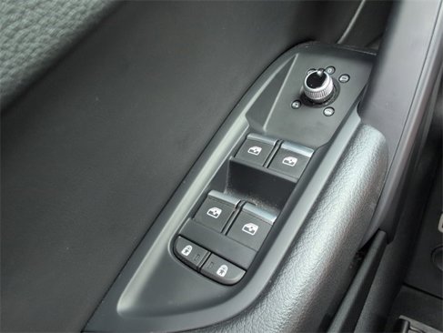 Used 2022 Audi Q5 2.0T Premium w/ Convenience Package image 32
