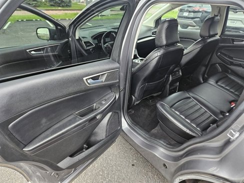 Used 2023 Ford Edge SEL image 12