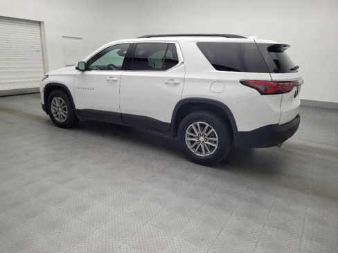 Used 2022 Chevrolet Traverse LT image 3