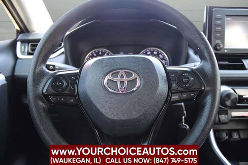 Used 2021 Toyota RAV4 LE image 10