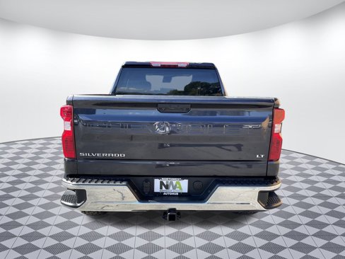 Used 2024 Chevrolet Silverado 1500 LT w/ Protection Package image 4