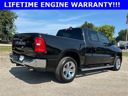 New 2026 RAM 1500 4x4 Crew Cab image 5