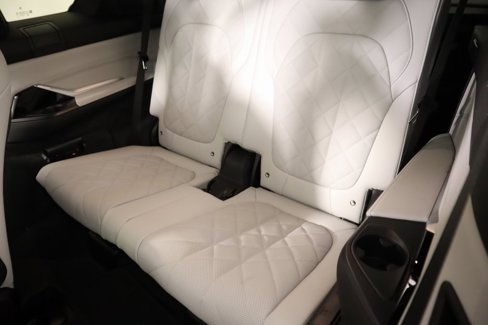 New 2026 BMW X7 xDrive40i image 15