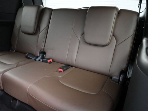 Used 2024 Nissan Armada Platinum w/ Captain's Chairs Package image 22