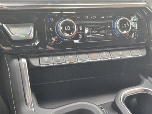 New 2026 GMC Sierra 2500 Denali Ultimate image 14
