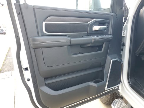Used 2025 RAM 2500 Laramie image 6