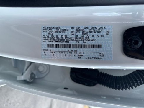 New 2025 Ford F350 Platinum image 31