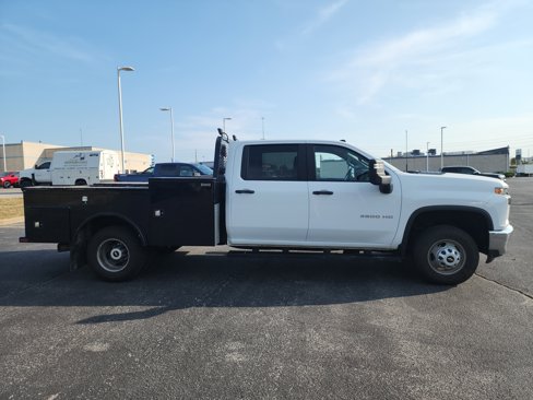 Used 2023 Chevrolet Silverado 3500 W/T w/ WT Convenience Package image 2