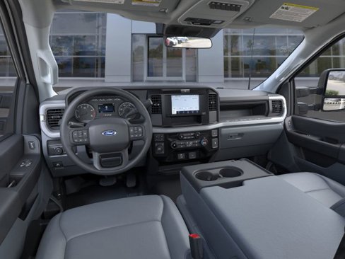 New 2026 Ford F550 4x4 Regular Cab Super Duty image 9