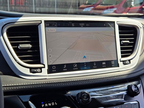 New 2026 Chrysler Pacifica Select image 25