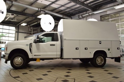 Used 2024 Ford F350 XLT w/ XLT Value Package image 3