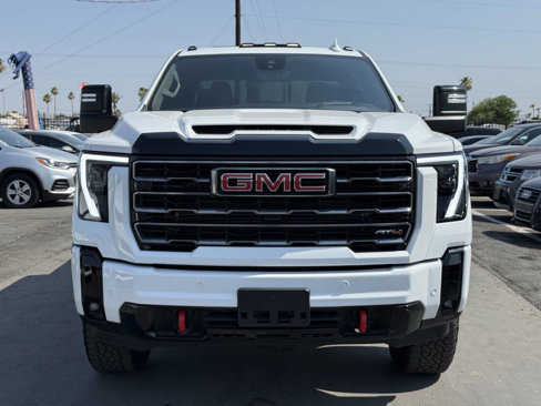 Used 2025 GMC Sierra 2500 AT4 w/ AT4 Premium Plus Package image 11