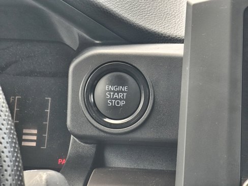 Used 2024 Toyota Tacoma SR5 image 31