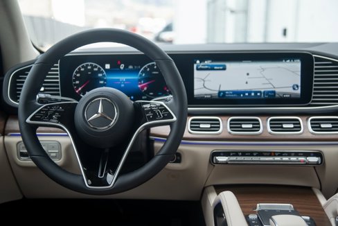 Used 2025 Mercedes-Benz GLE 350 4MATIC image 30