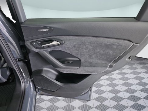 New 2025 Audi SQ6 e-tron Prestige image 27