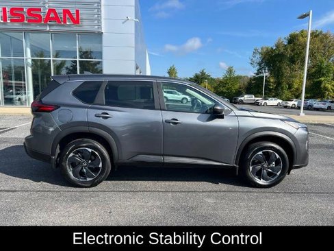 Certified 2025 Nissan Rogue SV image 14