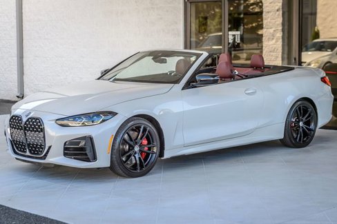 Used 2022 BMW M440i Convertible w/ Premium Package image 9