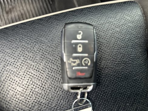 Used 2022 RAM 1500 Laramie image 32